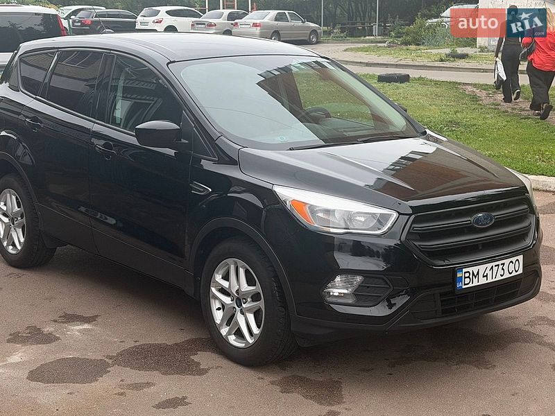 Внедорожник / Кроссовер Ford Escape 2017 в Сумах