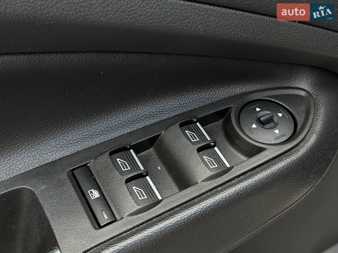 2016 Ford Escape - мініатюра 32