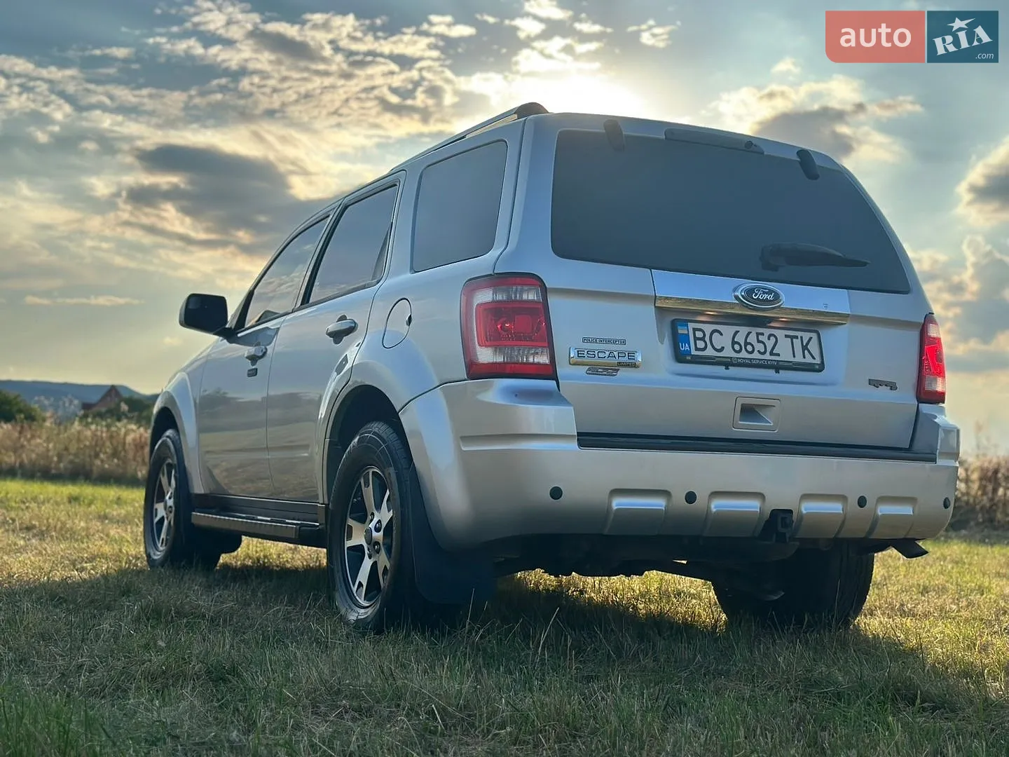 2010 Ford Escape - мініатюра 12