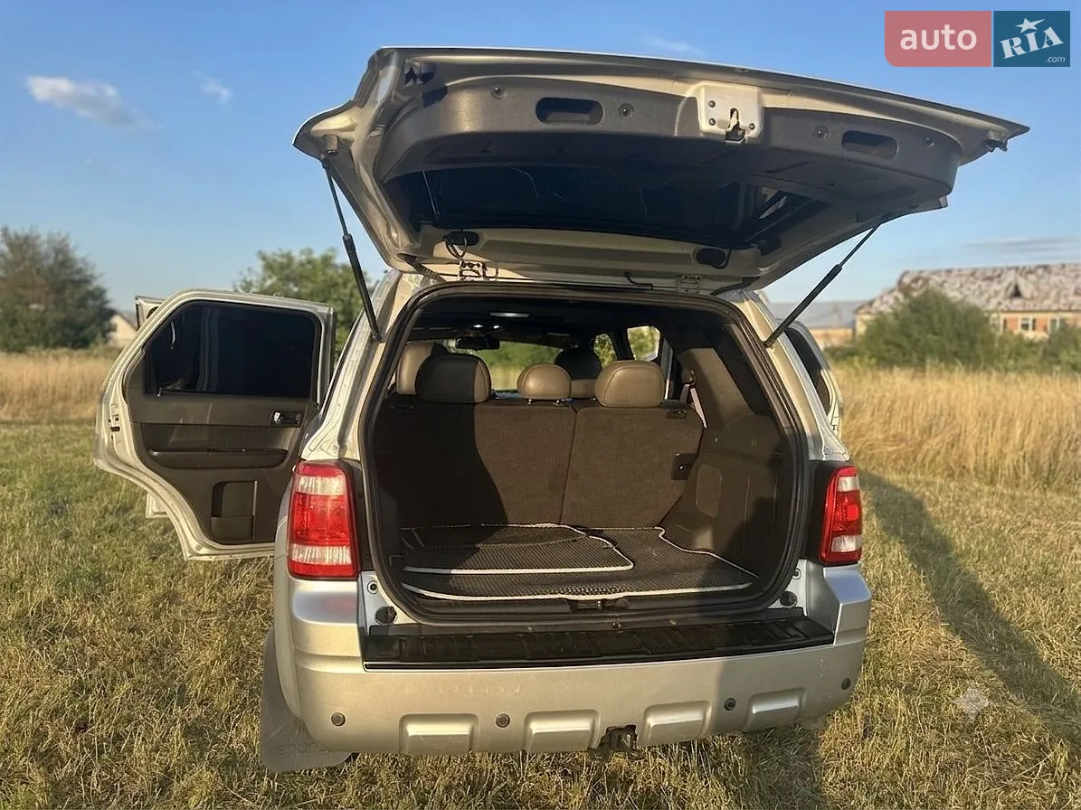 2010 Ford Escape - мініатюра 19