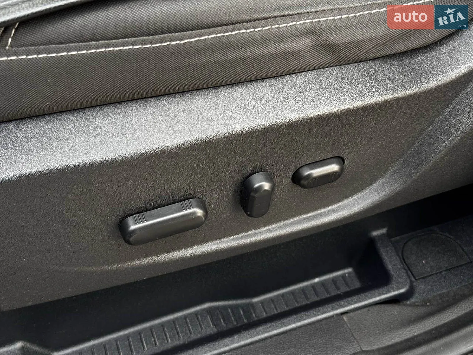2016 Ford Escape - мініатюра 26