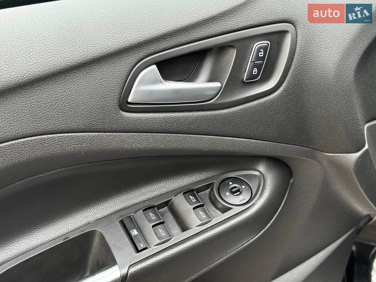 2016 Ford Escape - мініатюра 29