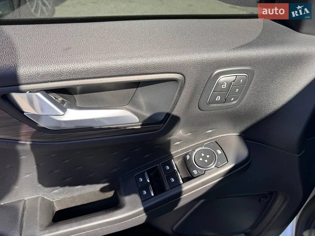 2020 Ford Escape - мініатюра 10