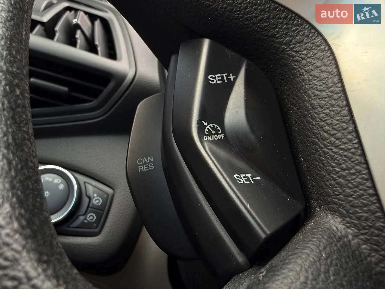 2012 Ford Escape - мініатюра 25