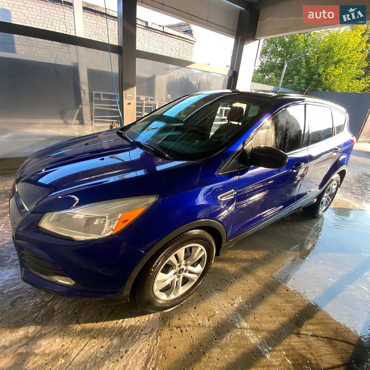 2013 Ford Escape - мініатюра 2