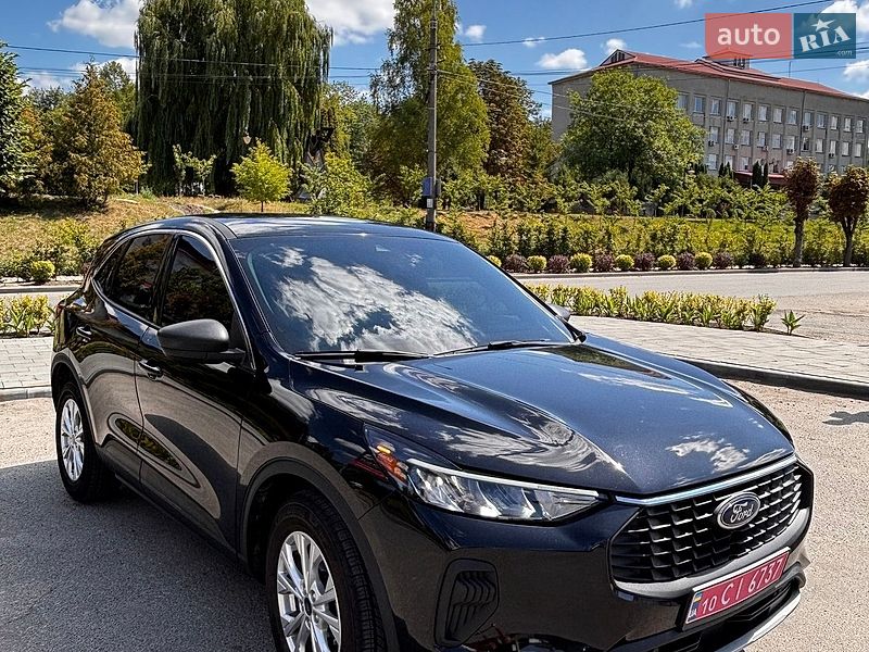 Ford Escape, фото з оголошення