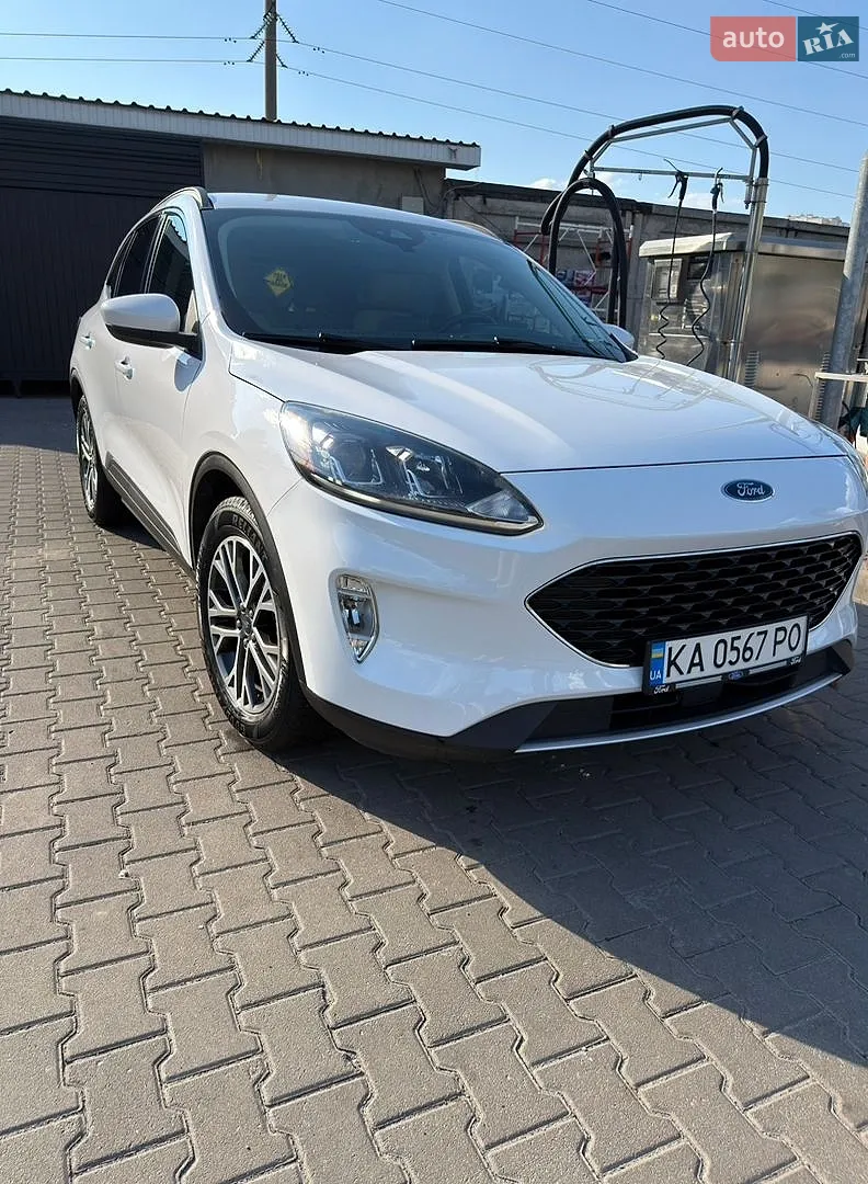 2019 Ford Escape - фото 1