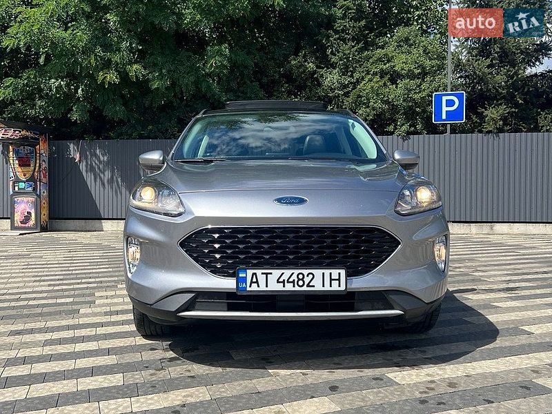 Внедорожник / Кроссовер Ford Escape 2021 в Ужгороде