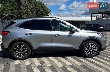 Внедорожник / Кроссовер Ford Escape 2021 в Ужгороде