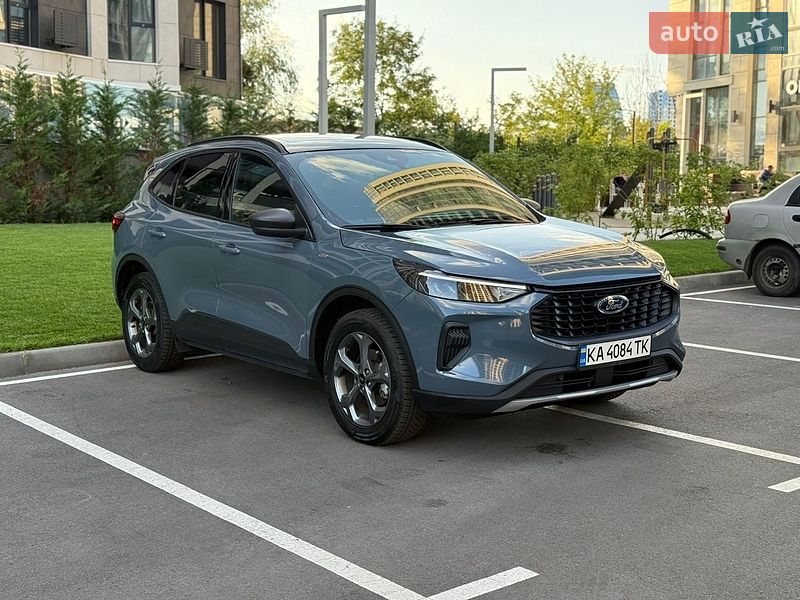 Внедорожник / Кроссовер Ford Escape 2024 в Киеве