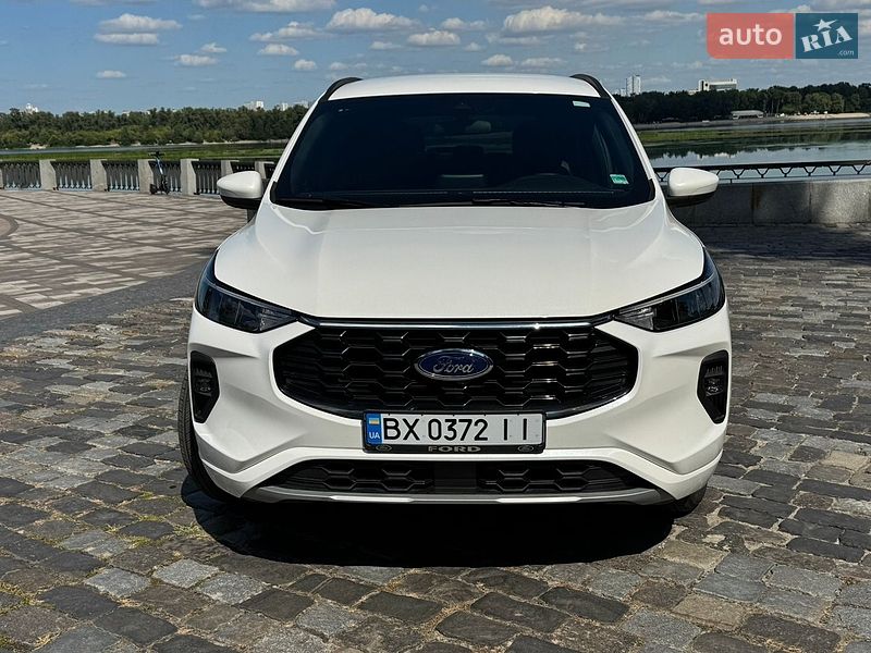 Внедорожник / Кроссовер Ford Escape 2024 в Киеве
