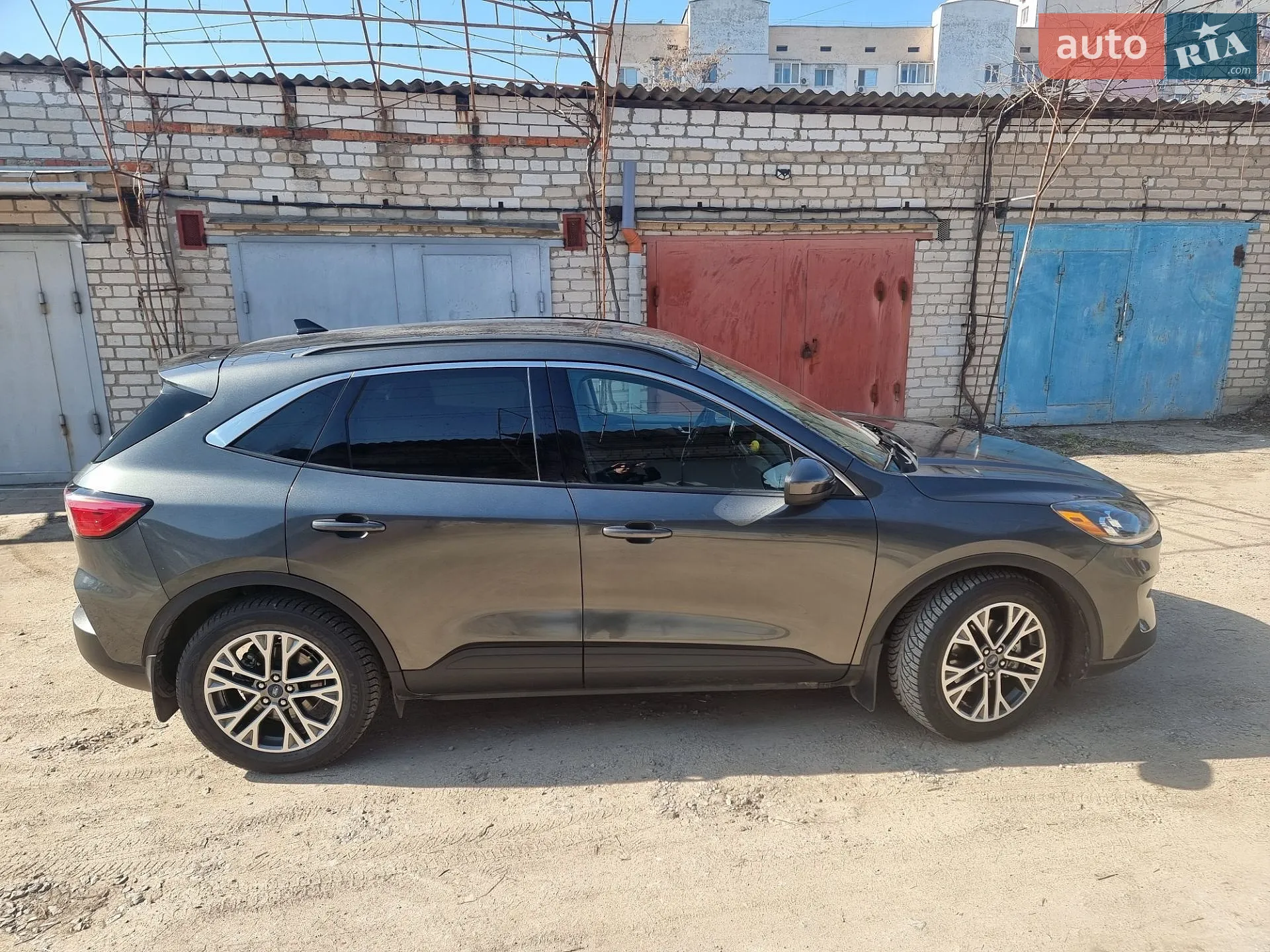 2019 Ford Escape - мініатюра 2
