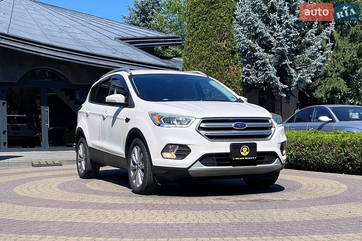 2017 Ford Escape - фото 1