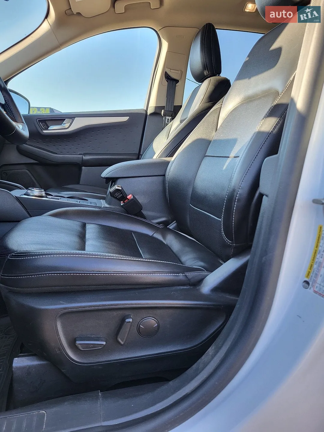 2020 Ford Escape - мініатюра 26