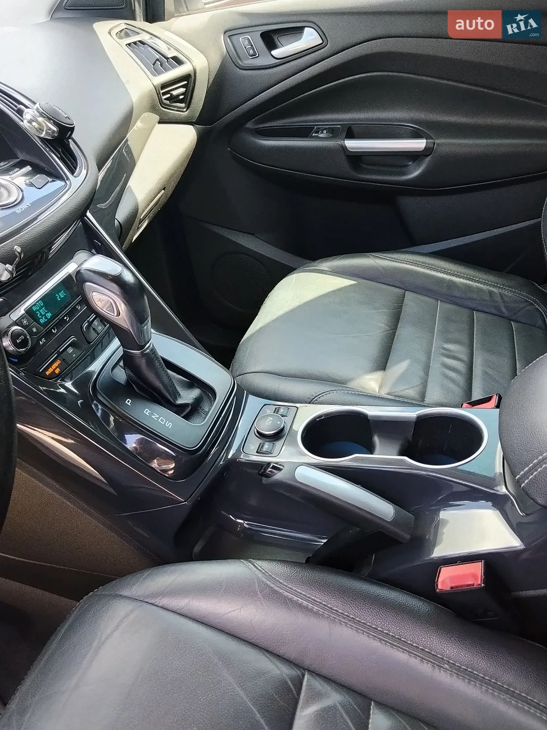 2015 Ford Escape - мініатюра 9