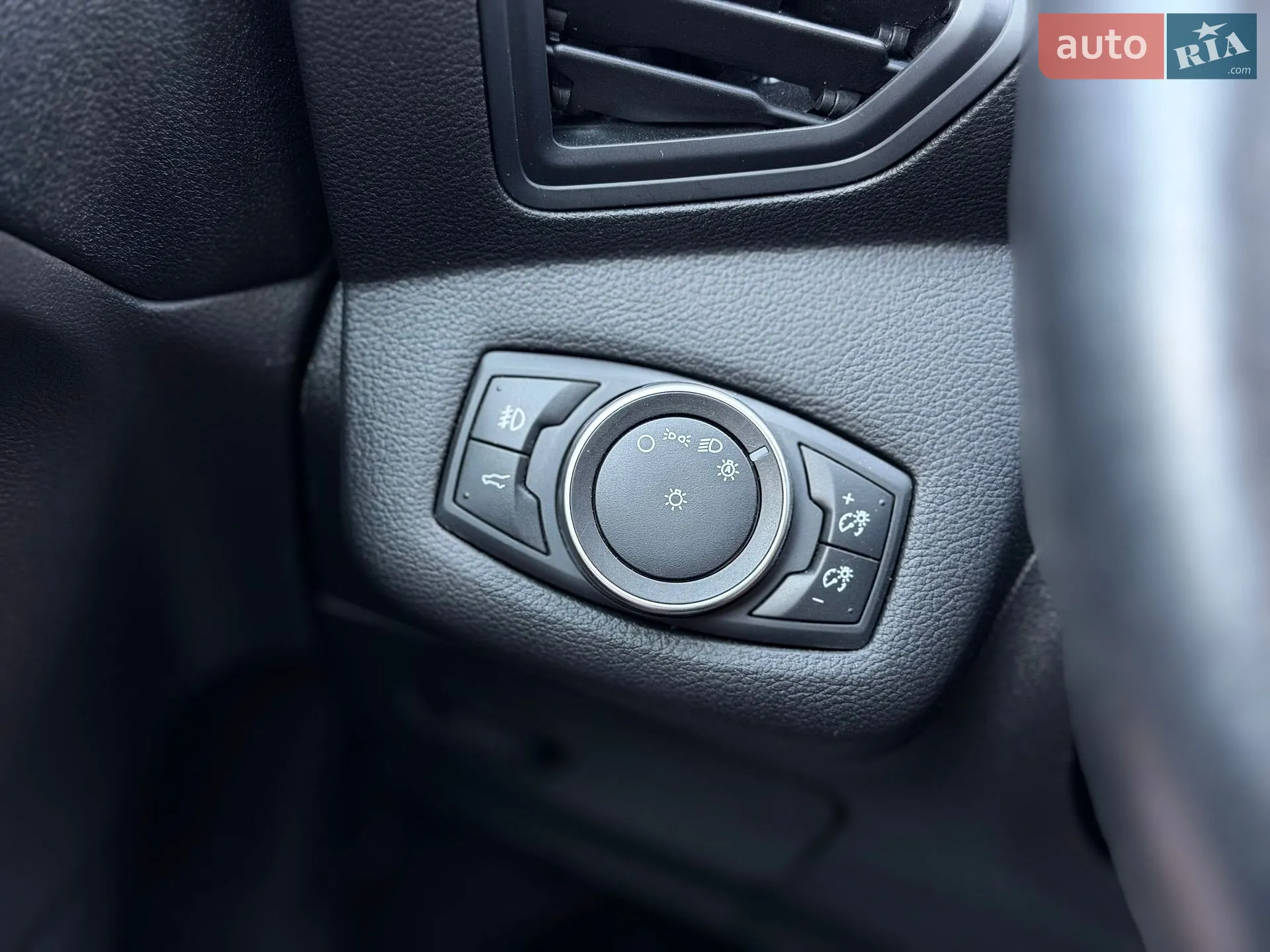 2017 Ford Escape - мініатюра 37