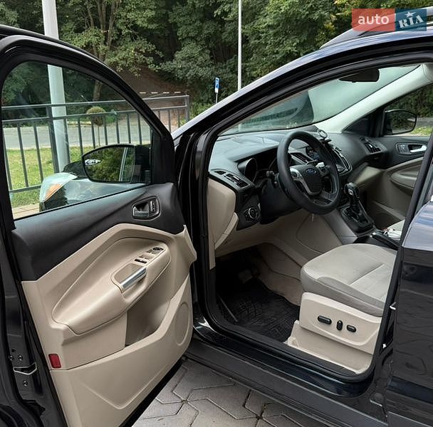 Внедорожник / Кроссовер Ford Escape 2014 в Тернополе