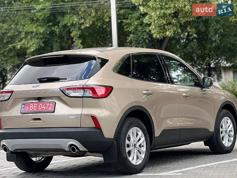 Внедорожник / Кроссовер Ford Escape 2020 в Ровно