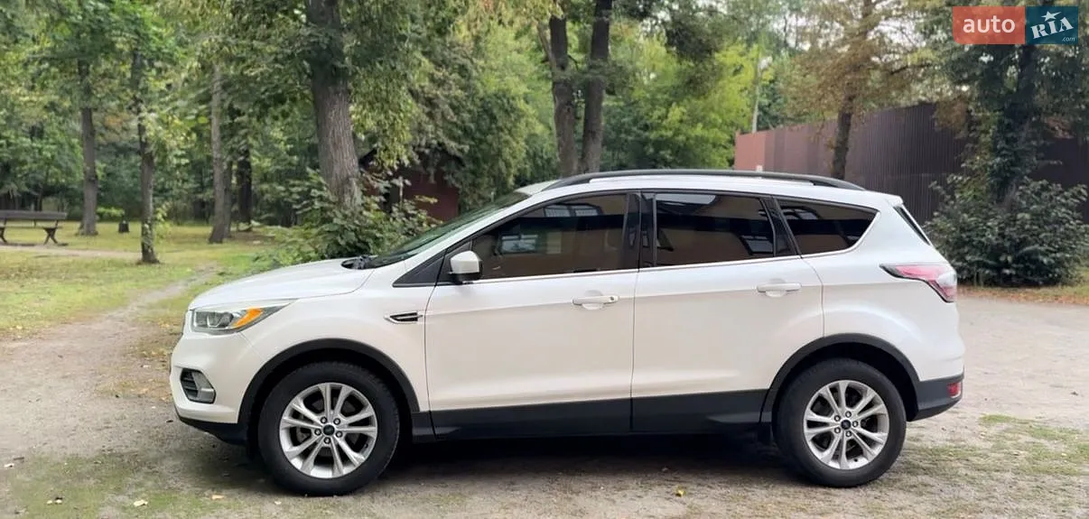 2016 Ford Escape - мініатюра 3