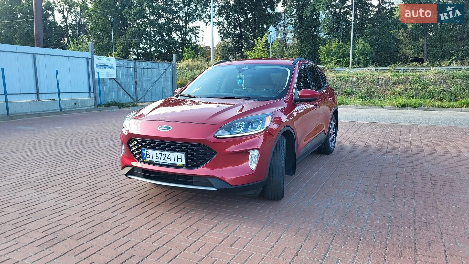 2019 Ford Escape - мініатюра 2