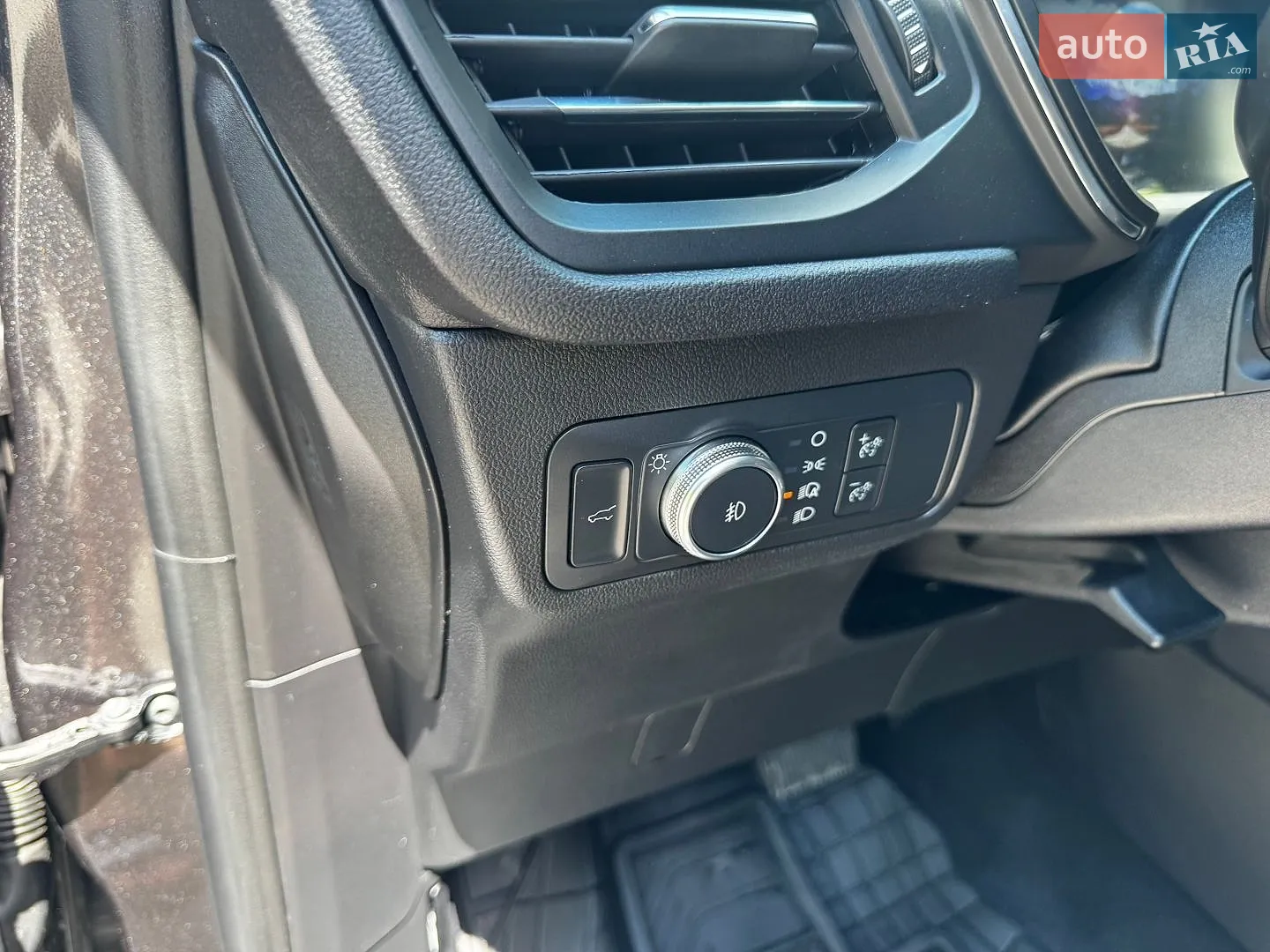 2020 Ford Escape - мініатюра 21