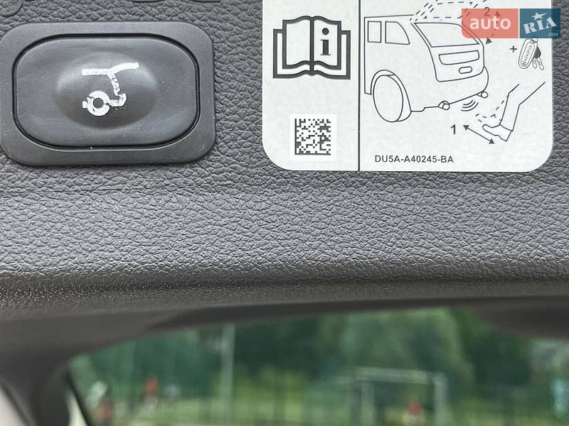 Внедорожник / Кроссовер Ford Escape 2017 в Львове