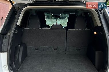 Внедорожник / Кроссовер Ford Escape 2017 в Ивано-Франковске