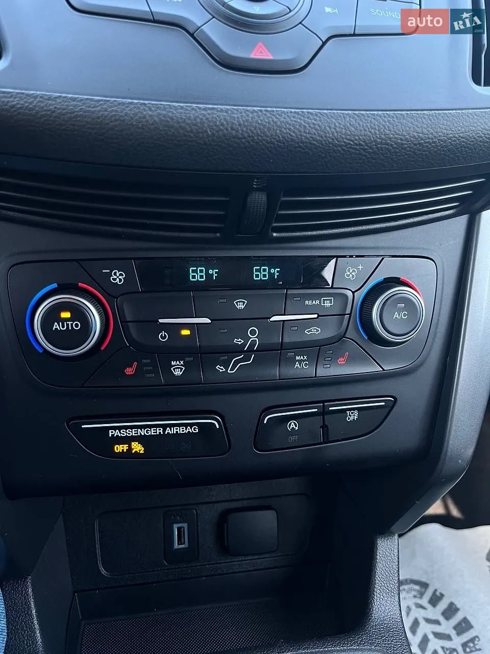 2018 Ford Escape - мініатюра 16
