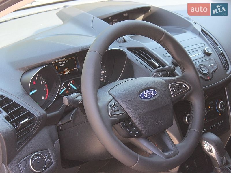 Внедорожник / Кроссовер Ford Escape 2019 в Днепре