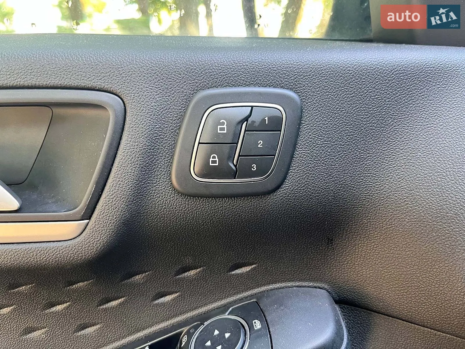 2020 Ford Escape - мініатюра 17