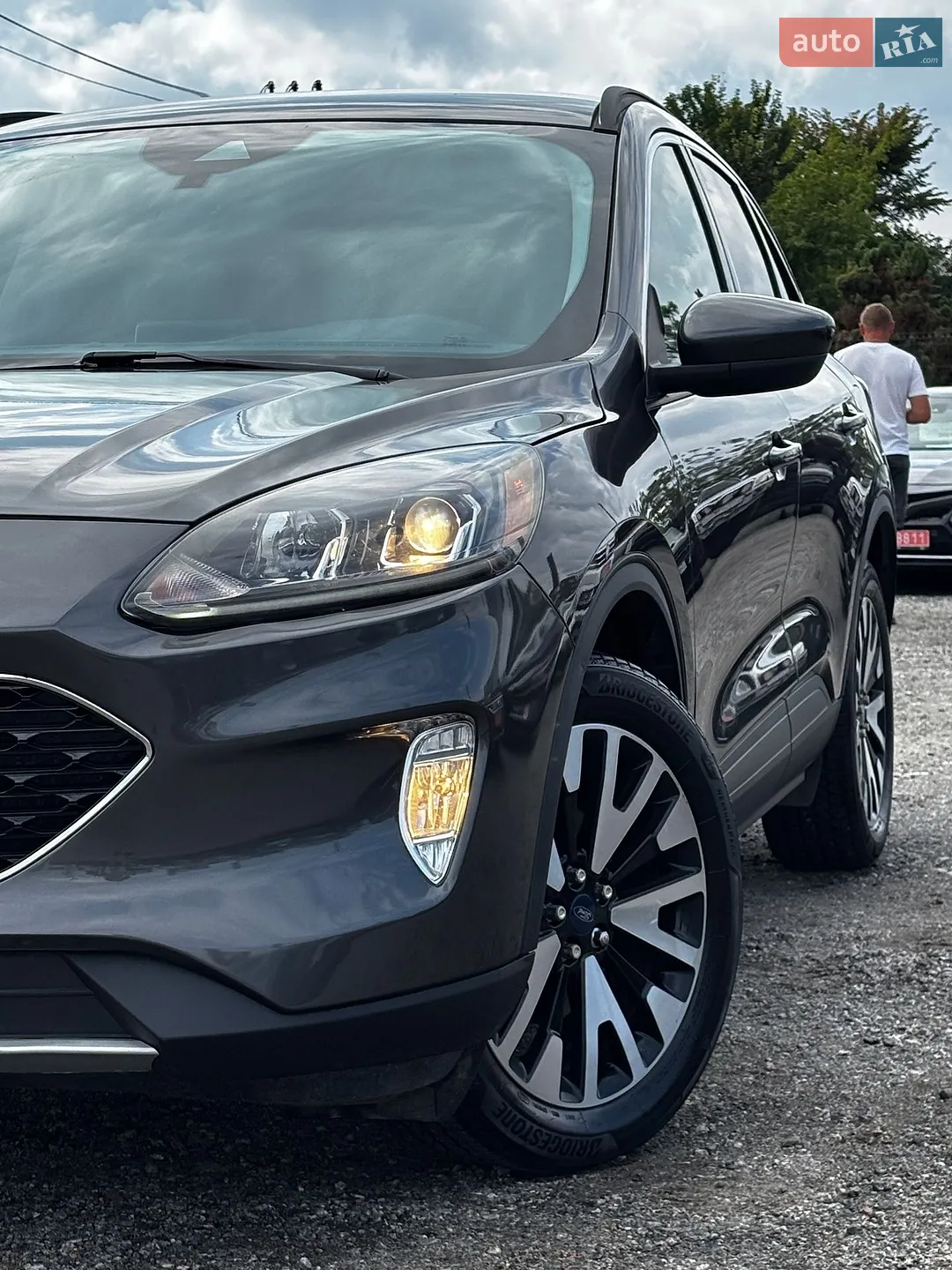 2019 Ford Escape - мініатюра 2