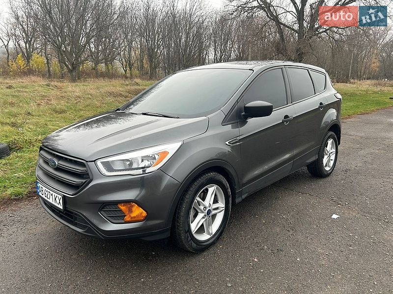 Позашляховик / Кросовер Ford Escape 2019 в Ямполі фото 2 Позашляховик / Кросовер Ford Escape 2019 в Ямполі
