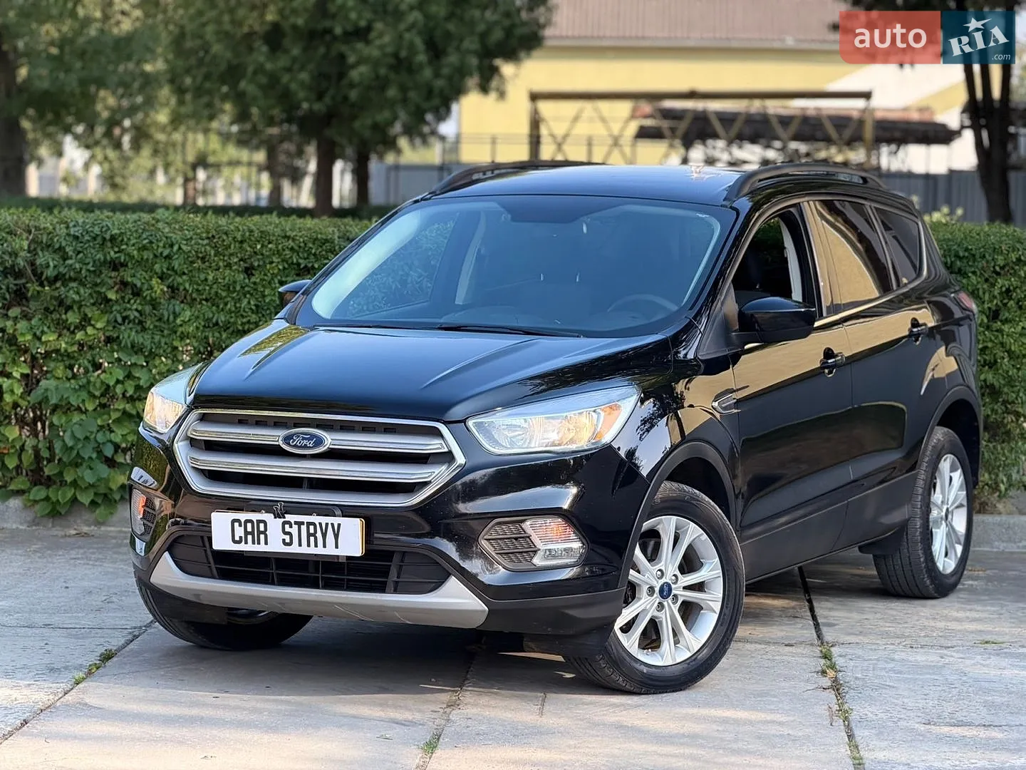2017 Ford Escape - фото 1