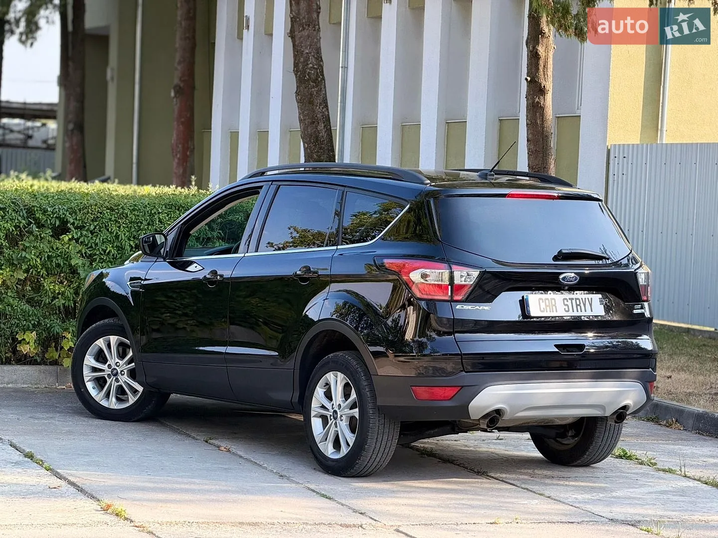 2017 Ford Escape - мініатюра 14