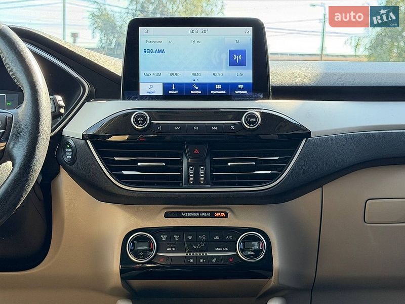 Позашляховик / Кросовер Ford Escape 2021 в Рівному