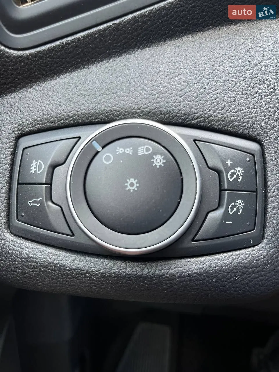2019 Ford Escape - мініатюра 29