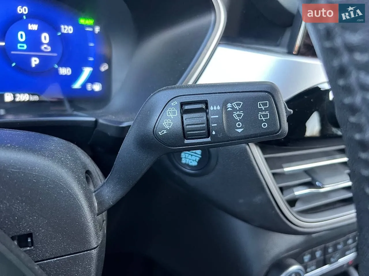 2020 Ford Escape - мініатюра 23