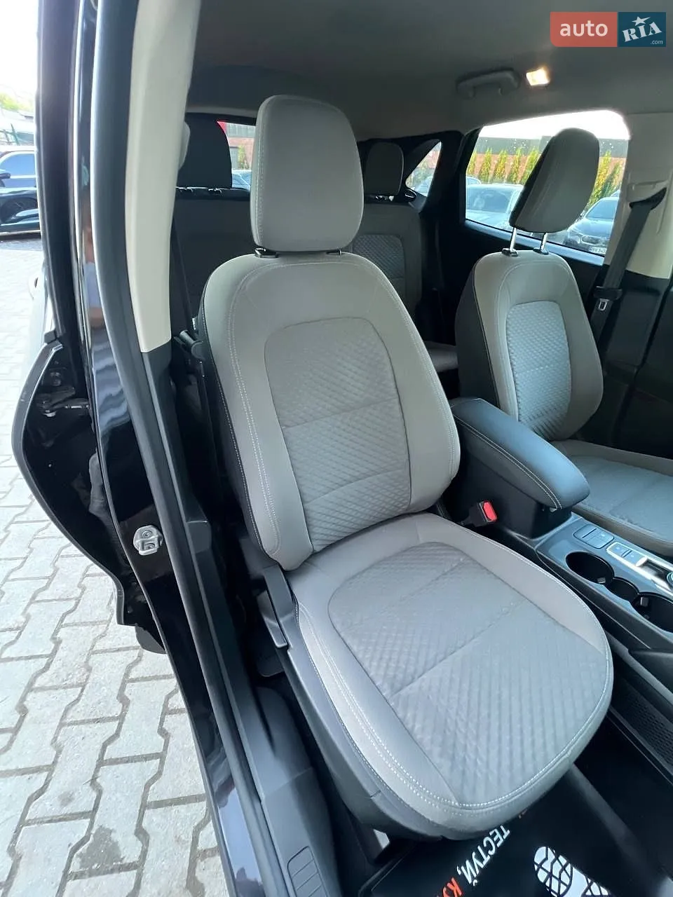 2020 Ford Escape - мініатюра 34