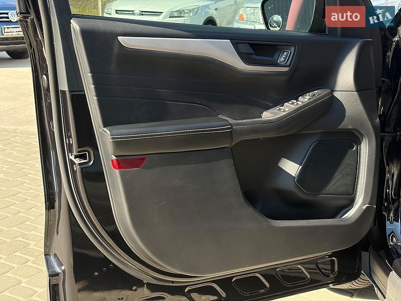 Позашляховик / Кросовер Ford Escape 2021 в Львові