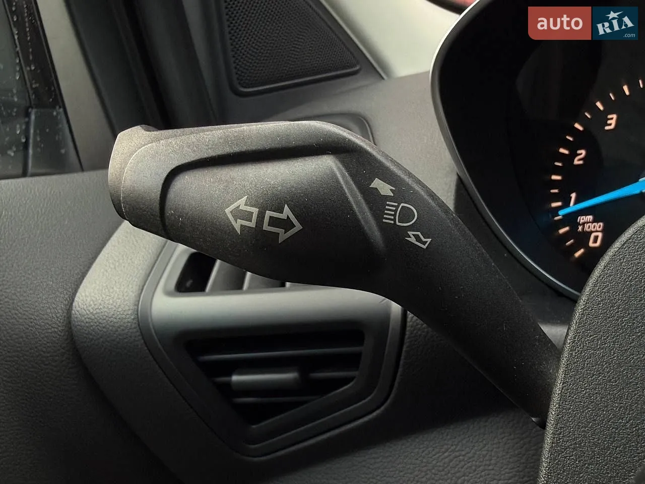 2012 Ford Escape - мініатюра 19