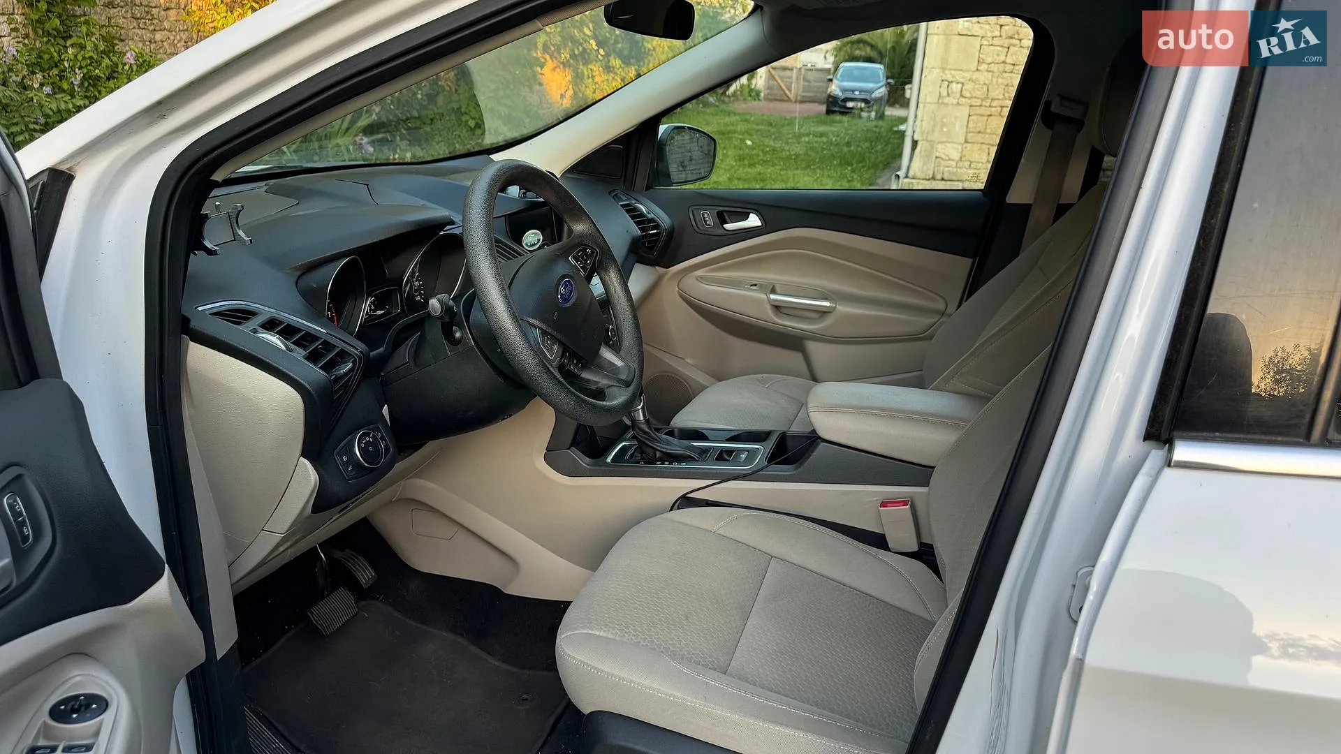 2017 Ford Escape - мініатюра 16