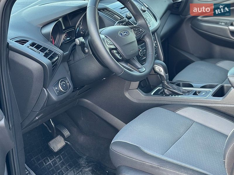 Позашляховик / Кросовер Ford Escape 2018 в Львові