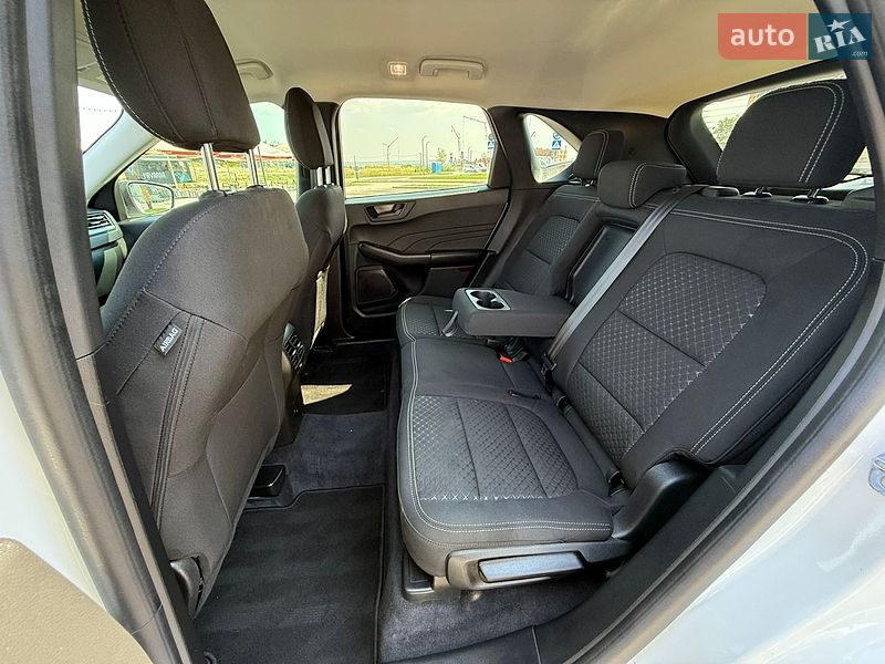 Позашляховик / Кросовер Ford Escape 2024 в Рівному фото 20 Позашляховик / Кросовер Ford Escape 2024 в Рівному