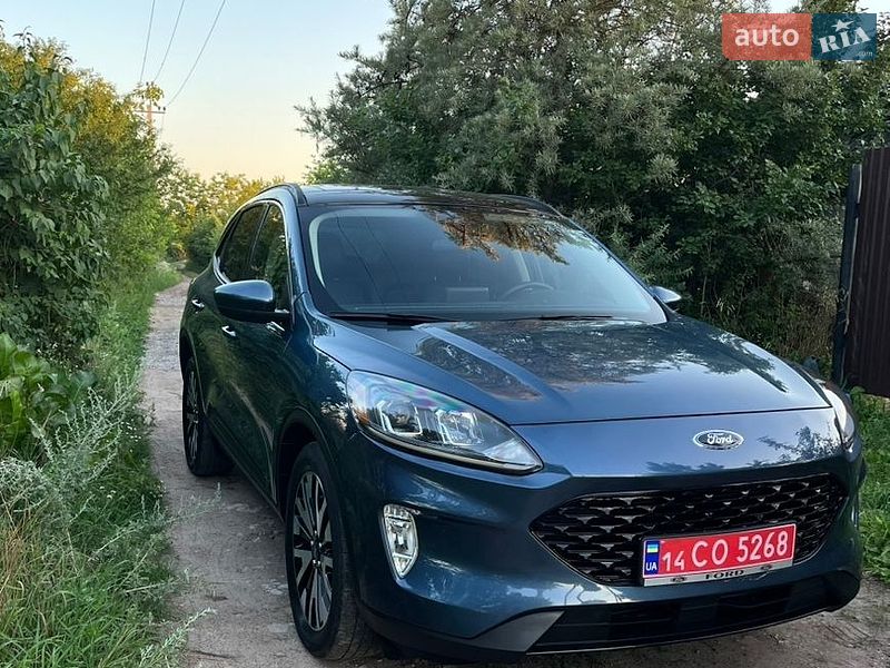 Внедорожник / Кроссовер Ford Escape 2020 в Нововолынске