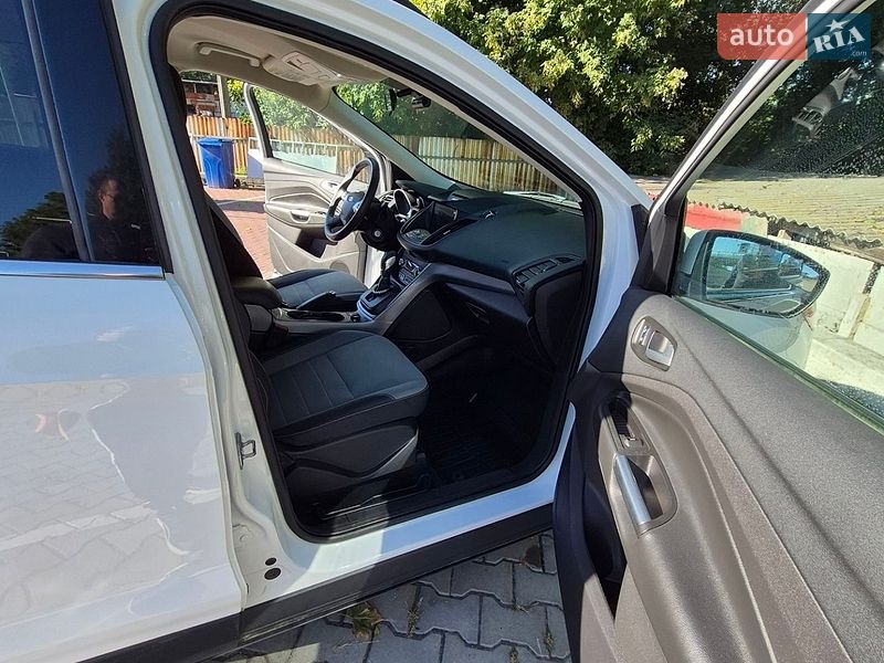 Позашляховик / Кросовер Ford Escape 2015 в Вінниці