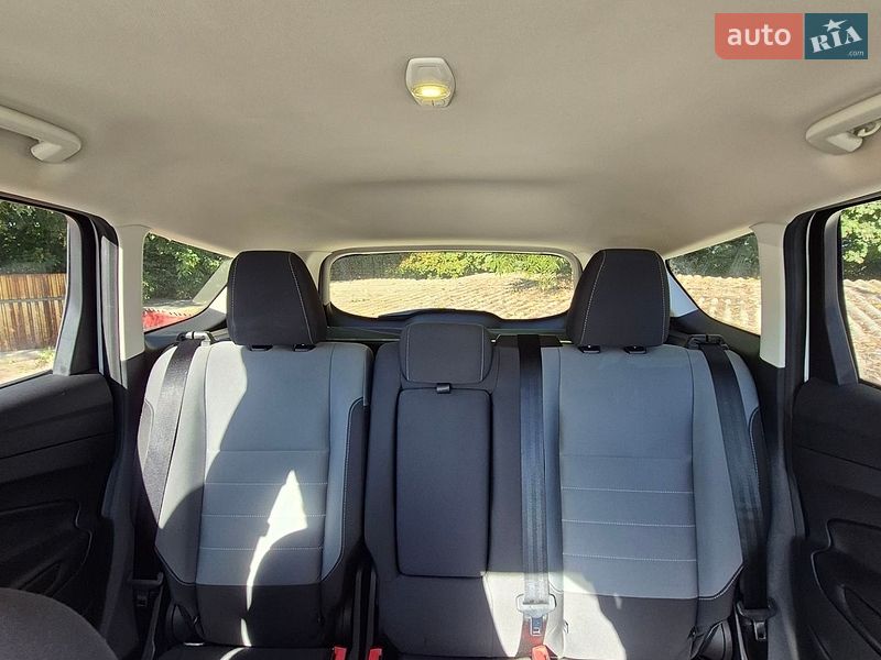 Позашляховик / Кросовер Ford Escape 2015 в Вінниці