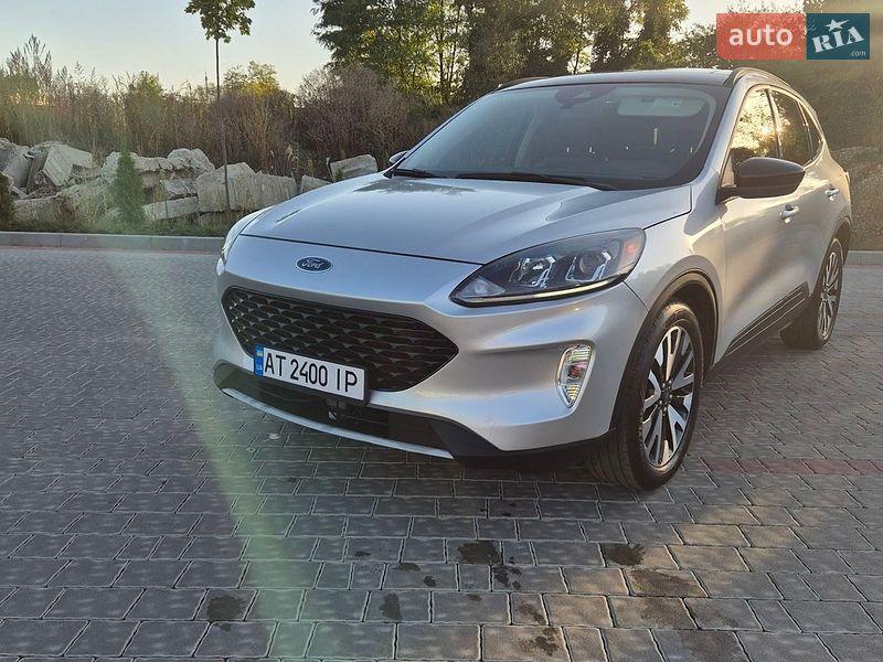 Позашляховик / Кросовер Ford Escape 2020 в Івано-Франківську