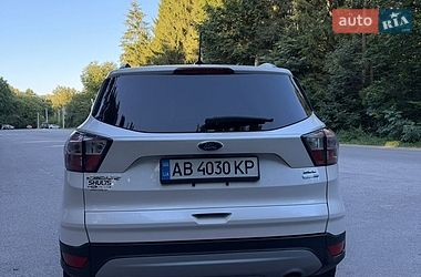 Внедорожник / Кроссовер Ford Escape 2017 в Виннице