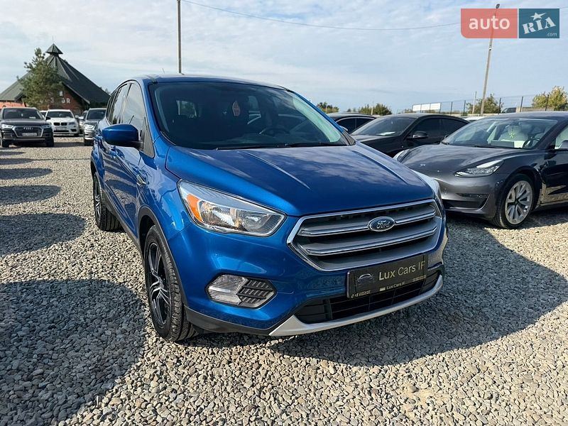 Внедорожник / Кроссовер Ford Escape 2017 в Ивано-Франковске фото 3 Внедорожник / Кроссовер Ford Escape 2017 в Ивано-Франковске