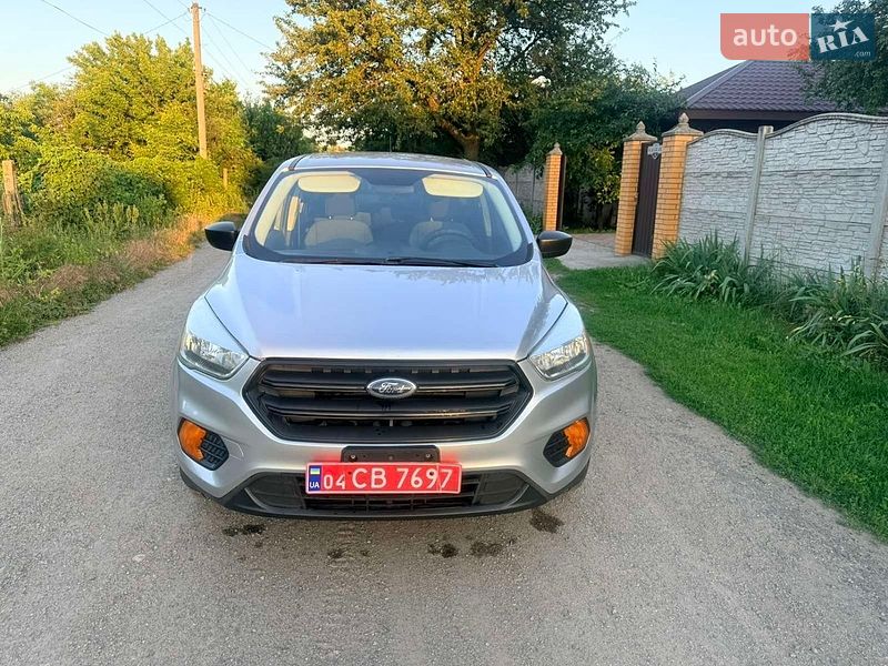Внедорожник / Кроссовер Ford Escape 2017 в Кременчуге